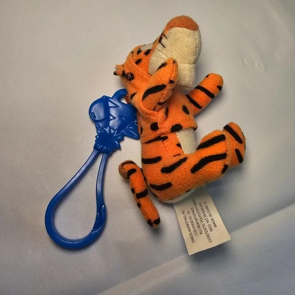 Disney McDonalds Tigger Winnie the Pooh Keychain Mini Strap Plush Doll Vintage - Picture 3 of 4